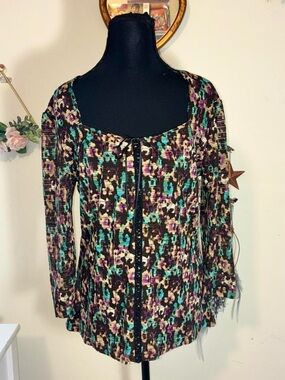 Susan Lawrence Floral "Fairy" Top — Size M